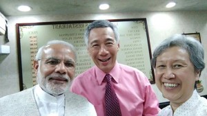 PM Narendra Modi meets Singapore PM LeeHsien Loong & President Tony Tan Keng, pacts inked on defence ties