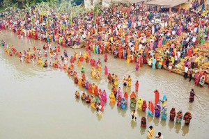 More than  10 lakh migrants return to Bihar for Chhath Puja 