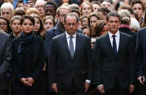 'France is at war, French President Hollande; seeks global coalition against IS, launches new strikes