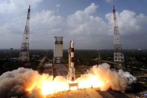 कामयाबी से एक कदम पीछे ISRO GSLV मार्क-3 मिशन की उल्टी गिनती शुरु, अबतक का सबसे वजनी रॉकेट-उपग्रह उड़ान के लिए तैयार