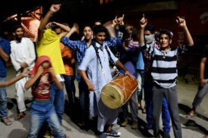 शर्मनाक कश्मीर में मनाया गया पाकिस्तान की जीत का जश्न, भारत की हार पर फोड़े पटाखे