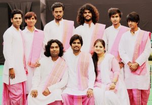 दुनिया का पहला संस्कृत बैंड : हम ‘ध्रुवा’ हैं, आए बांटने चैन..