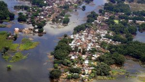 बिहार में बाढ़ से और 32 मौतें, अब तक 514 की मौत, यूपी-असम में हालात सुधरे