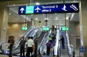2 held at IGI with Rs1.2cr in foreign notes