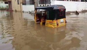 Rain brings Hyderabad to a standstill; three killed.