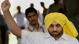 Bhagwant Mann resigns as AAP Punjab chief after Arvind Kejriwal apologises to Bikram Singh Majithia.