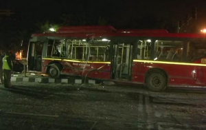 Delhi: 1 dead, 15 injured in collision between DTC bus, truck near ITO flyover.