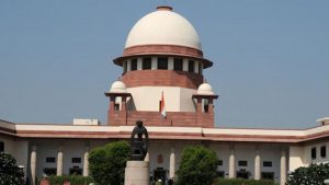 तीन तलाक कानून के खिलाफ मुस्लिम संगठनों की याचिका पर केंद्र सरकार को SC का नोटिस