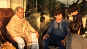 Hrithik Roshan's grandfather and veteran filmmaker J Om Prakash dead.