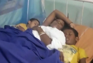 प.बंगाल: श्रीकृष्‍ण जन्‍मोत्‍सव के दौरान मंदिर में मची भगदड़, 4 की मौत, 27 घायल