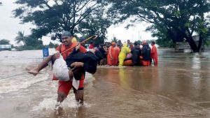 Maharashtra floods claim 16 lives, over 1.4 lakh evacuated; NDRF, Army, Navy and Coast Guard deployed.