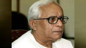 Former West Bengal CM Buddhadeb Bhattacharya admitted in hospital.