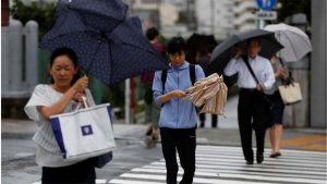 Typhoon Faxai: 17,000 stranded at Tokyo airport.