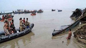 Boat capsizes in West Bengal's Jagadishpur, 3 dead, scores missing.