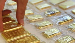 Assam Rifles seizes 5 kg gold, contraband drugs from Manipur.