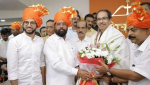 Shiv Sena favours Eknath Shinde as Maharashtra CM, Uddhav Thackeray to take final call.