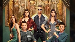 Akshay Kumar's 'Housefull 4' inches closer to enter Rs 200 cr club.