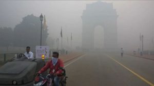 Foggy morning in Delhi, but air quality improves marginally after increase in wind speed