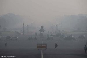 Delhi air quality falls to 'very poor' category, AQI dips to 363