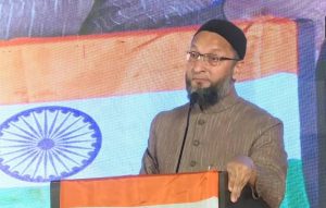 AIMIM President Asaduddin Owaisi challenges Anurag Thakur over his 'shoot down traitors' slogan, tells he is ready to come. Where U 'II shoot me, 