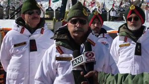 Indian Army Chief General Manoj Mukund Naravane visits Siachen, meets soldiers.