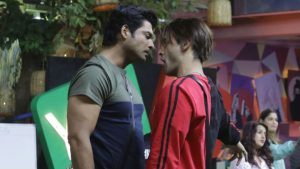 'Bigg Boss 13' written update: Sidharth Shukla, Asim Riaz's fight turns ugly, Rashami Desai, Aarti Singh compete in Elite Club task.