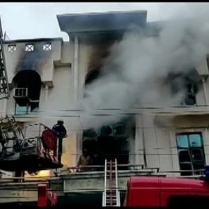 Major fire breaks out in Noida's ESIC hospital, three fire tenders rushed to spot