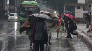 Delhi-NCR receives light rainfall, Air Quality Index remains in 'Poor' category