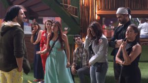 'Bigg Boss 13' written: Rashami Desai, Mahira Sharma fight over kitchen duties, Shehnaz Gill, Sidharth Shukla safe from eviction.