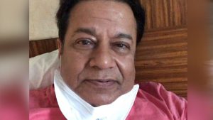 लंदन से वापस लौटते ही आइसोलेशन में भेजे गए Anoop Jalota, कहा 'मैं डरा हुआ हूं'