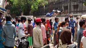 पुणे: 20 हजार लोगों को शिफ्ट करने की तैयारी, Lockdown के नियमों का नहीं हो रहा पालन