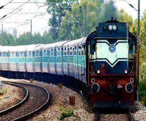 Indian Railways runs special train to ferry stranded migrants from Telangana to Jharkhand amid coronavirus COVID-19 lockdown