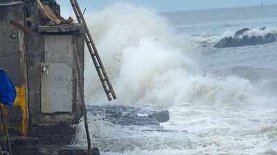 Cyclone Tauktae to hit Gujarat coast today evening with a speed gusting up to 185 kmph