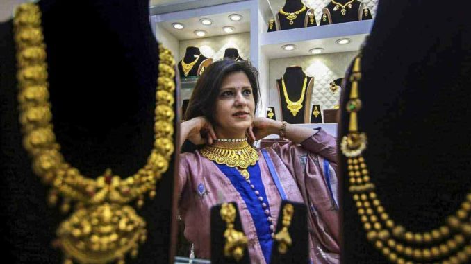 Gold Price Today, 09 June 2021: सोना खरीदने का यही है मौका, 7000 रुपये तक मिल रहा है सस्ता! देखिए ताजा रेट