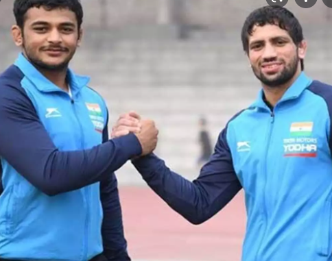 Tokyo Olympics Wrestling: Ravi Dahiya, Deepak Punia storm into semis, one step away from medal