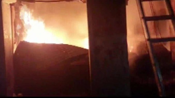 At least 11 labourers, all from Bihar, charred to death in fire at godown in Hyderabad