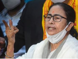 Heatwave sweeps West Bengal, CM Mamata Banerjee announces early summer vacation in schools, colleges
