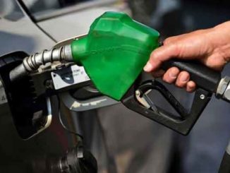 Petrol Diesel Price Hike: भारत के इस पड़ोसी देश में डीजल 275 रुपये के पार, पेट्रोल भी बिक रहा 248.74 रुपये प्रति लीटर