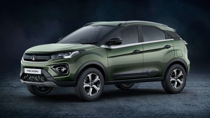 Best Selling SUV: इस सस्ती SUV ने सबको दी पटखनी, Brezza-Creta देखती रह गईं, कीमत सिर्फ 7.70 लाख