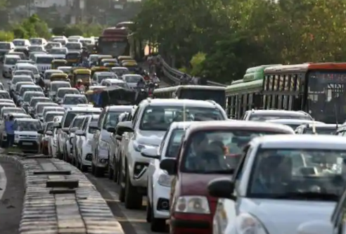 Ashram Flyover Shut: Delhi Police issues NEW traffic advisory, check routes to avoid jam