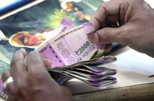 Withdrawal Of Rs 2,000 Denomination Notes: SBI Exchanged Rs 3,000 Cr, Rs 14,000 Cr Deposited So Far