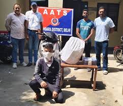 शाहदरा पुलिस को मिली बड़ी कामयाबी, 10 चोरी के वाहनों के साथ शातिर ऑटो लिफ्टर गिरफ्तार