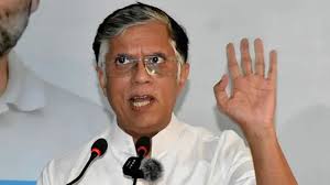 पवन खेड़ा के दिल्ली आवास पर असम पुलिस ने मारी रेड, हिमंता की पत्नी ने कराई थी FIR