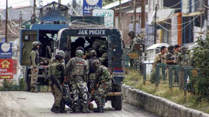 J&K Police head constable Killed, SOG personnel injured in Anantnag terror attack