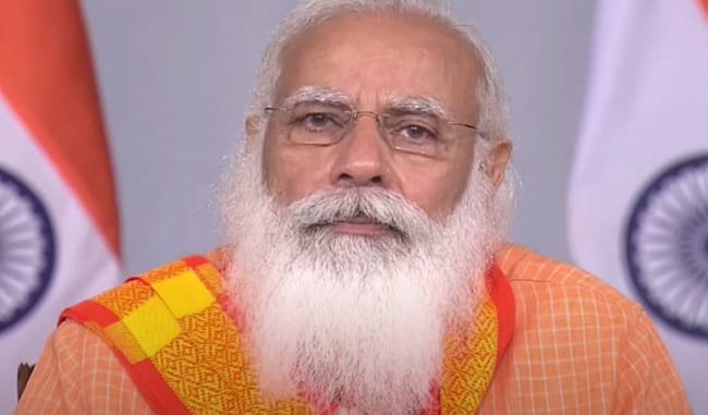 Coronavirus पर डॉक्टरों से बात करते हुए भावुक हुए PM Modi, कहा- वायरस ने अपनों को छीना