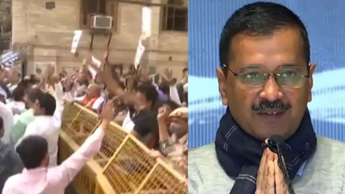 AAP, BJP workers clash over Arvind Kejriwal's comments on 'The Kashmir Files'