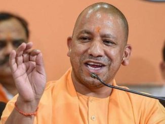 UP CM Yogi Adityanath stops cavalcade to make way for ambulance, earns praise for his 'humanitarian gesture'