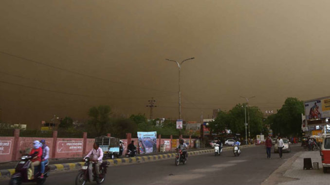 Weather update: Dust storm, heavy rainfall likely in Delhi-NCR today, predicts IMD