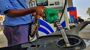 BREAKING: Diesel, petrol prices reduced by upto Rs 5, HUGE relief for people from skyrocketing fuel prices in Maharashtra