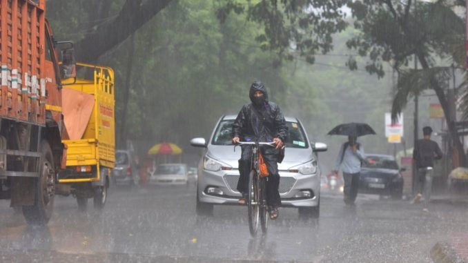 Weather Update: Very heavy rainfall likely in THESE states; IMD issues red alert in Mumbai, orange in Odisha - Check forecast here